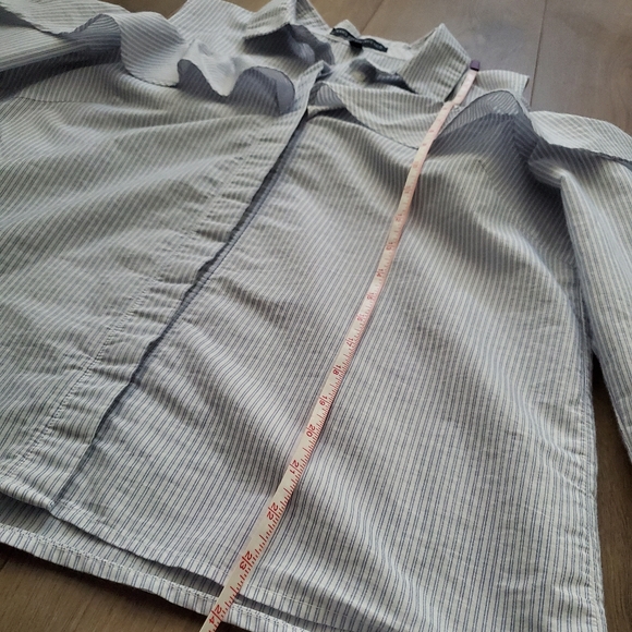 Striped cold shoulder shirt - Picture 4 of 4